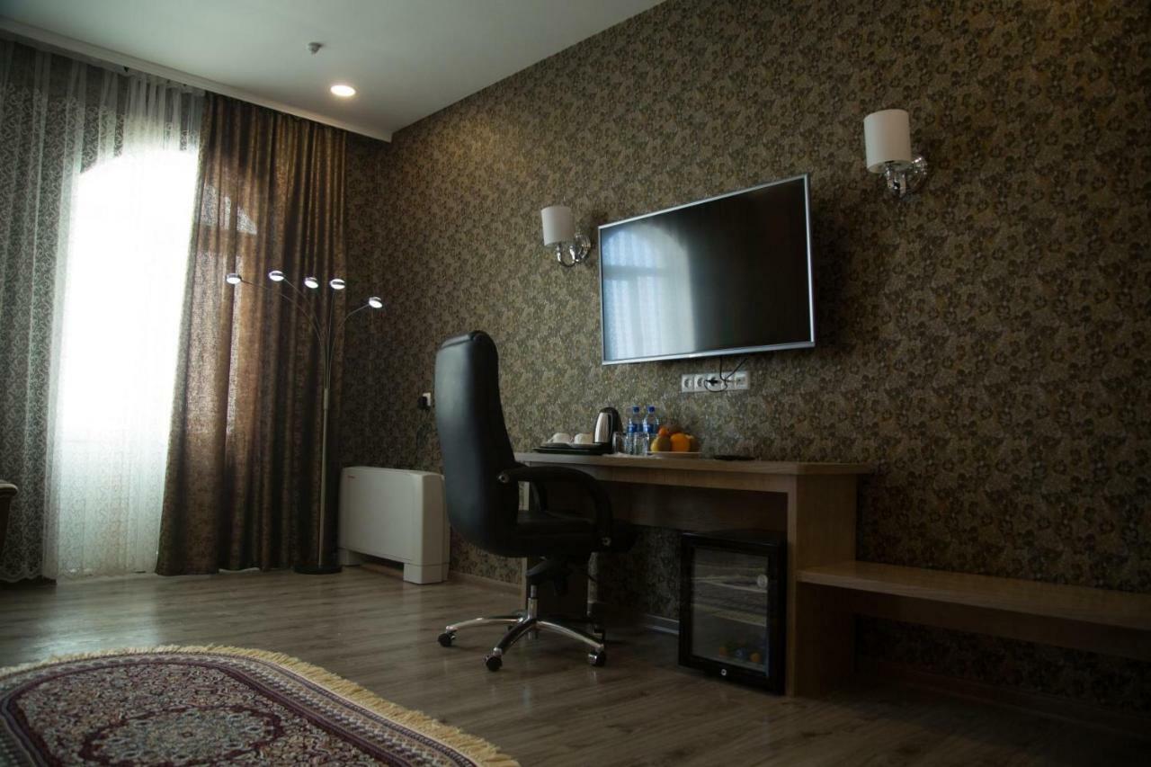 Hotel Uzbekistan ウルゲンチ エクステリア 写真