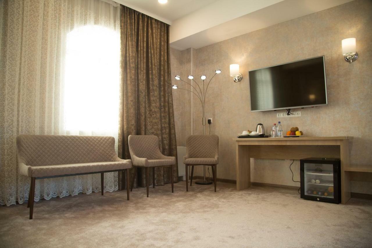 Hotel Uzbekistan ウルゲンチ エクステリア 写真