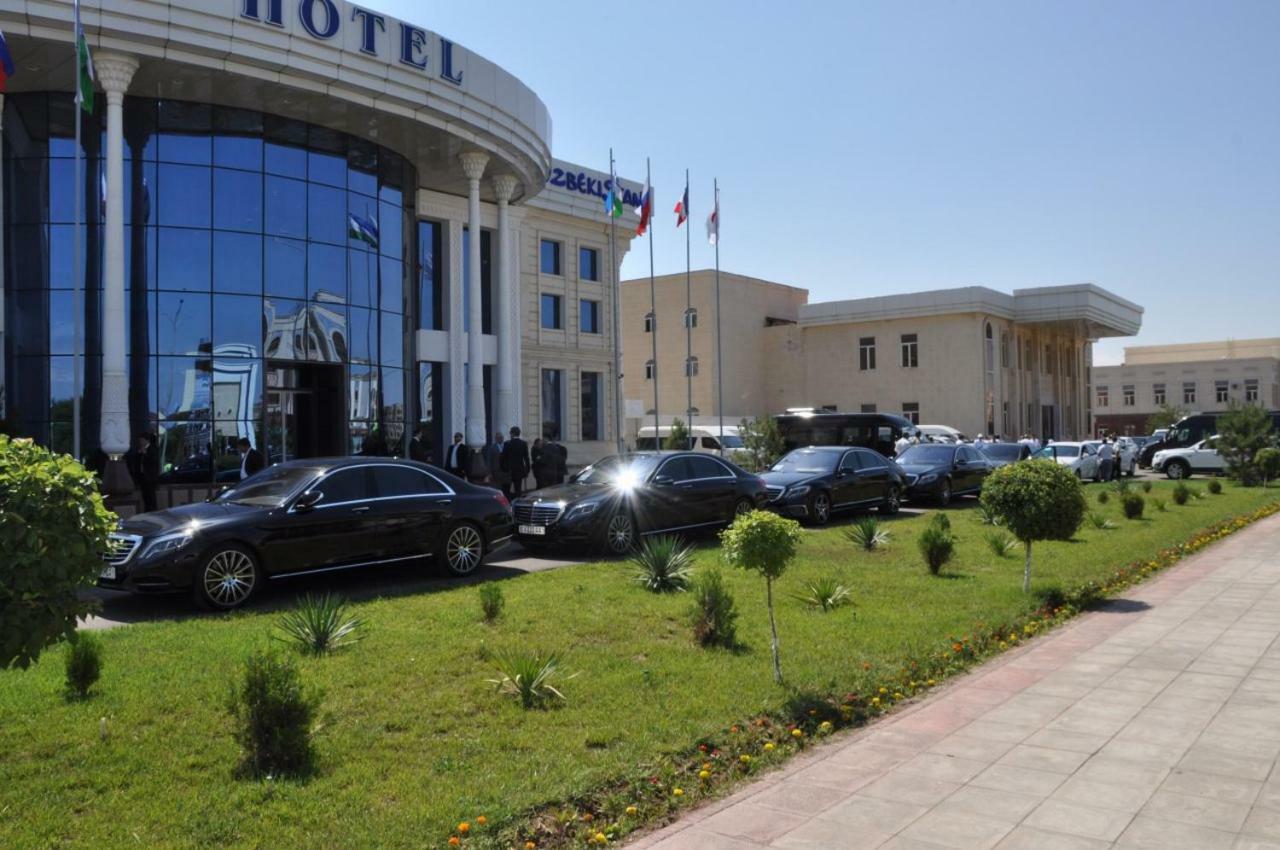 Hotel Uzbekistan ウルゲンチ エクステリア 写真
